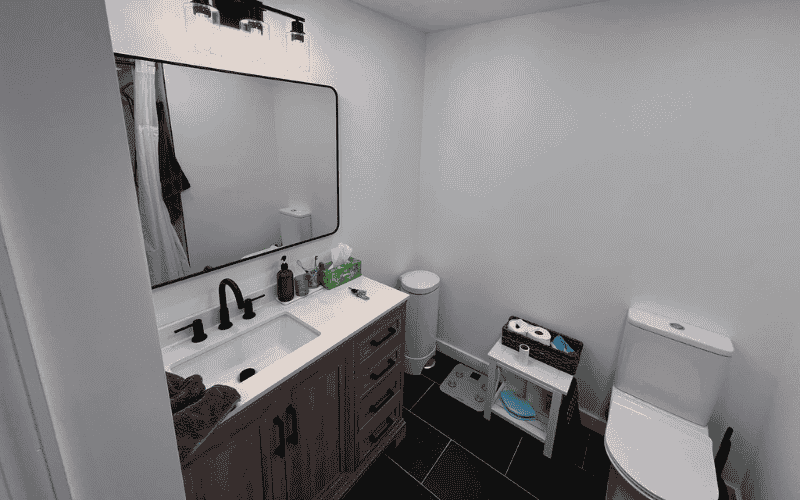 bathroom800by500px Washroom With bath tab